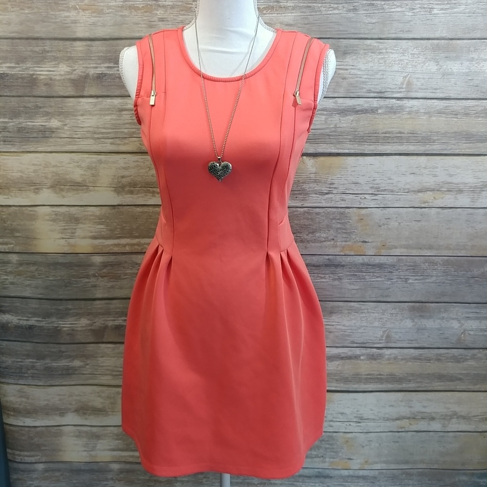 Romeo & Juliet Couture‎ Coral Mini Dress Sz S